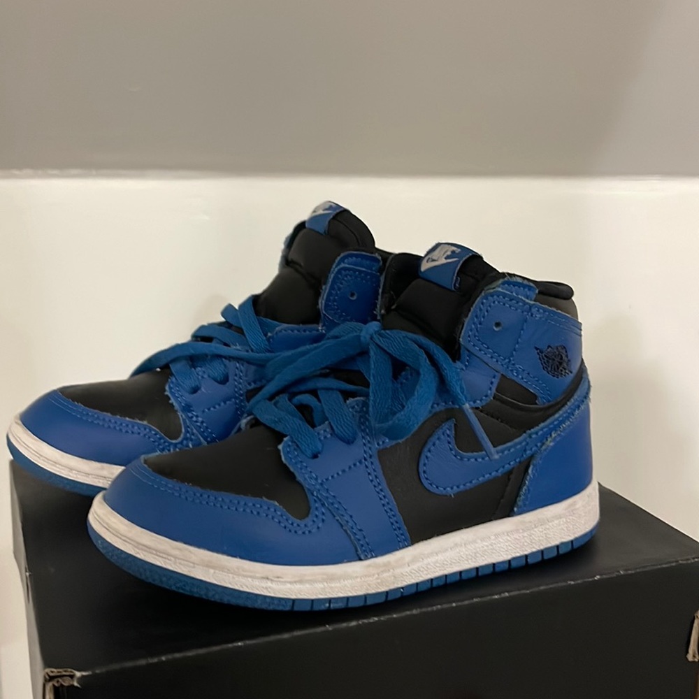 Toddler Jordan 1 retro high OG